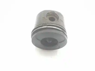 Second-hand car spare part piston for bmw 3 touring (e46) 320 d oem iam references 2247502  2247502