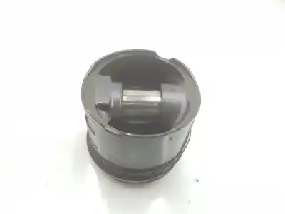Second-hand car spare part piston for bmw 3 touring (e46) 320 d oem iam references 2247502  2247502