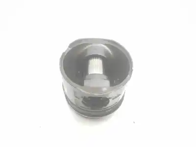 Second-hand car spare part piston for bmw 3 touring (e46) 320 d oem iam references 2247502  2247502