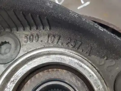 Second-hand car spare part front left knuckle for volkswagen passat variant (cb5) executive 150 cv / 110 kw oem iam references 5q0407253c  5q0407253c Second-hand car spare part front left knuckle for volkswagen passat variant (cb5) executive 150 cv / 110 kw oem iam references 5q0407253c  5q0407253c