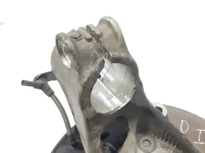 Second-hand car spare part front left knuckle for volkswagen passat variant (cb5) executive 150 cv / 110 kw oem iam references 5q0407253c  5q0407253c Second-hand car spare part front left knuckle for volkswagen passat variant (cb5) executive 150 cv / 110 kw oem iam references 5q0407253c  5q0407253c