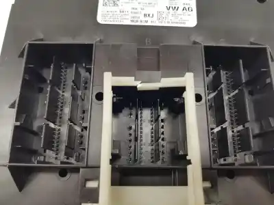 Автозапчасти б/у электронный модуль за volkswagen passat variant (cb5) executive 150 cv / 110 kw ссылки oem iam 5q0937086cj  5q0937086cj