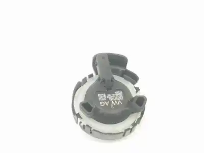 Second-hand car spare part sensor for volkswagen passat variant (cb5) executive 150 cv / 110 kw oem iam references 3q0959354a  3q0959354a Second-hand car spare part sensor for volkswagen passat variant (cb5) executive 150 cv / 110 kw oem iam references 3q0959354a  3q0959354a