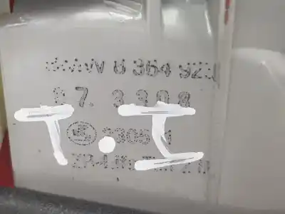 Second-hand car spare part interior left tailgate light for bmw 3 (e46) 320 d oem iam references 8364923  8364923