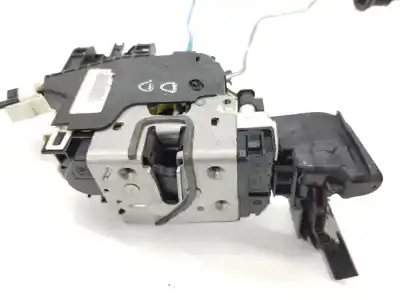 Pezzo di ricambio per auto di seconda mano serratura porta anteriore destra per clase c clase a 2.1 cdi riferimenti oem iam a1667200435  a1667200435