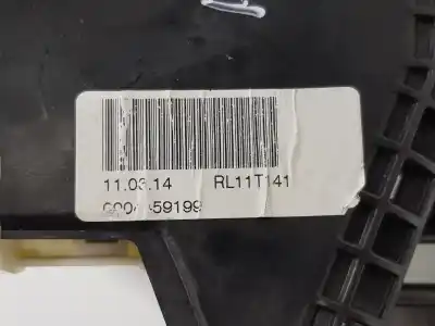 Pezzo di ricambio per auto di seconda mano serratura porta posteriore sinistra per mercedes-benz clase a (w176) 2.1 cdi cat 136 cv / 100 kw riferimenti oem iam a2047602134  a2047302735