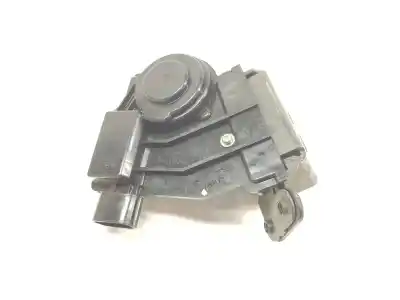 İkinci el araba yedek parçası bagaj / kapi kilidi için toyota verso 2.0 d-4d oem iam referansları 6935002080