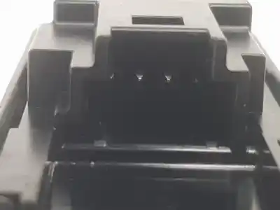 Peça sobressalente para automóvel em segunda mão botão / interruptor elevador vidro dianteiro direito por otras marcas clase a 1.5 cdi referências oem iam a1679050201  a1679050201
