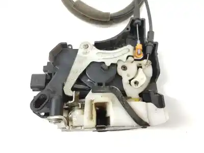 Second-hand car spare part front right door lock for mitsubishi l 200 (ka0/kb0) 2.5 di-d cat oem iam references 5715a186  5715a186