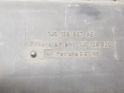 Автозапчастина б/у повітряний фільтр для seat leon (1m1) 1.9 tdi посилання на oem iam 1k0129607ae  1j0129607cg