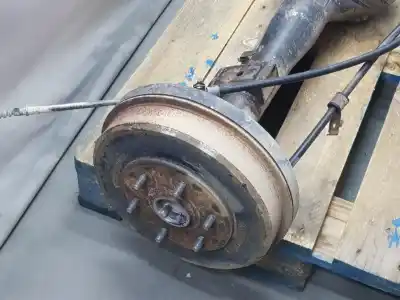 Автозапчастина б/у задня вісь для mitsubishi l 200 (ka0/kb0) 2.5 di-d cat посилання на oem iam 3711a033  3501a109