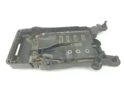 Second-hand car spare part medium for seat arona xperience oem iam references 2q0915331  2q0915331