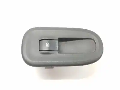 Second-hand car spare part RIGHT FRONT POWER WINDOW SWITCH for RENAULT MASTER III FURGONETA (FV)  OEM IAM references 8200548968  8200476809