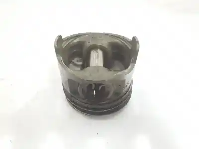 Автозапчастина б/у поршневий для mitsubishi montero (v60/v70) 3.2 di-d avance посилання на oem iam me204389