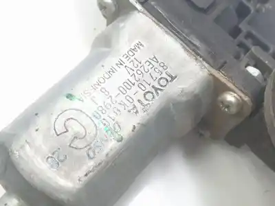 Автозапчасти б/у мотор стекла переднего правого за toyota hilux 2.5 turbodiesel ссылки oem iam 857100k010  698100k040