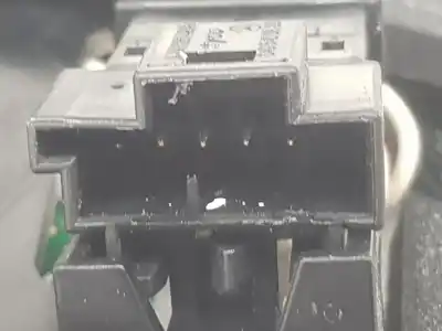 Second-hand car spare part interior left tailgate light for clase c clase e lim. 2.1 cdi oem iam references a2129060158  a2129060158
