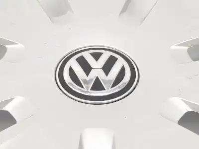 Second-hand car spare part hub caps for volkswagen t6.1 transporter furgón 2.0 tdi oem iam references 7la601147 7la601147 