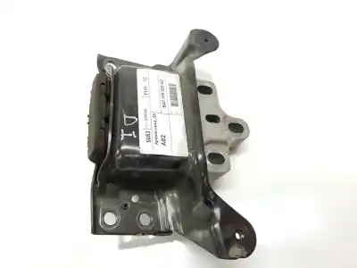 Second-hand car spare part left engine support for volkswagen troc 2.0 tdi oem iam references 5q0199555ad  5q0199555bj