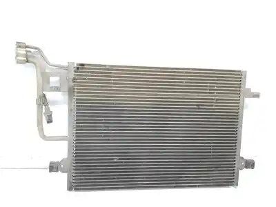 Piesă de schimb auto la mâna a doua Condensator / Radiator Aer Conditionat pentru VOLKSWAGEN PASSAT BERLINA (3B3) 1.9 TDI Referințe OEM IAM 3B0260401A 3B0260401B 