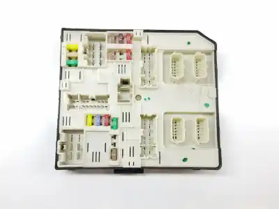 Second-hand car spare part fuse box unit for renault master kasten 2.3 dci diesel cat oem iam references 284b64899r 284b65162r 