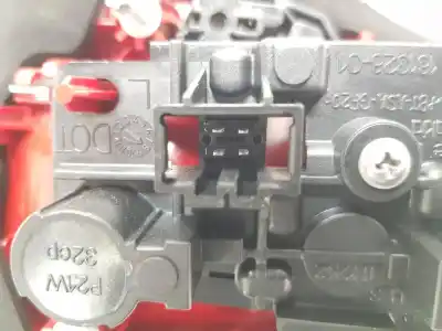 Автозапчасти б/у внутренний левый задний фонарь за audi a4 b8 (8k2) 2.0 tdi ссылки oem iam 8k5945093aa  8k5945093aa