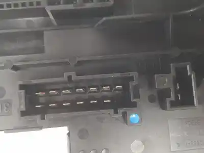 Автозапчасти б/у блок реле/предохранителей за clase c clase e lim. 2.1 cdi ссылки oem iam a2129060605  a2129060605