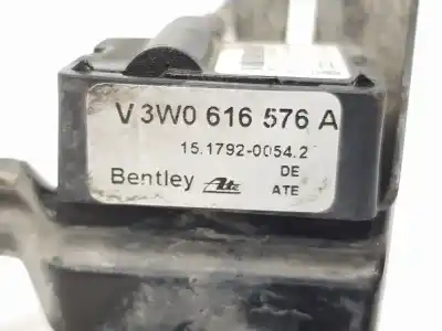 Second-hand car spare part sensor for bentley continental gt básico oem iam references 3w0616576a  3w0616576a