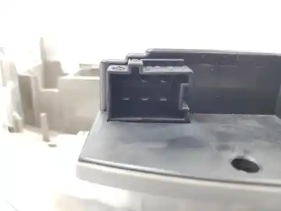 Peça sobressalente para automóvel em segunda mão luz interior por clase c clase r 3.0 cdi referências oem iam a1648200785  a1648200785