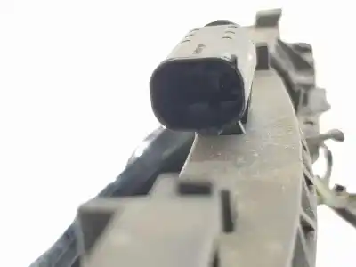 Pezzo di ricambio per auto di seconda mano maniglia esterna anteriore sinistra per clase c clase m 3.0 cdi riferimenti oem iam a2047602334  a2047601370