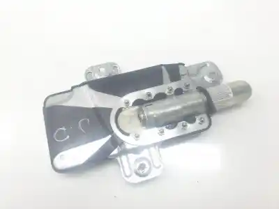 Second-hand car spare part front right side airbag for bmw 3 (e46) 320 d oem iam references 34703723002t  7037230