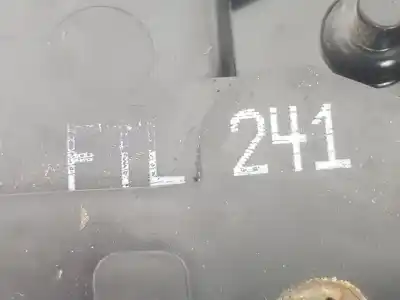 Second-hand car spare part left front door lock for bmw 3 (e46) 320 d oem iam references 7011241  51217011241