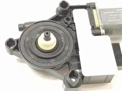 Second-hand car spare part rear left window motor for seat leon (kl1) 1.5 16v tsi act 131 cv / 96 kw oem iam references 5q0959811e  5q0959811e