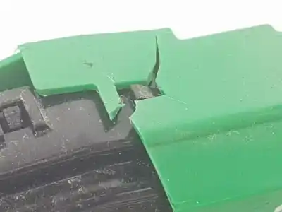 Second-hand car spare part left front door lock for hyundai i30 (pde, pd, pden) 1.4 t-gdi oem iam references 81310g3040  81310g3040