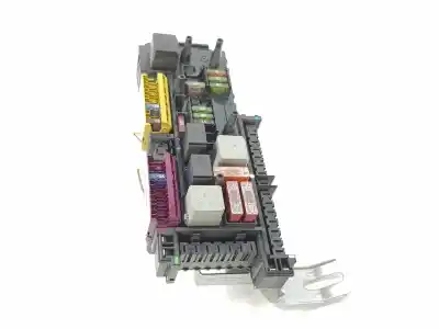Second-hand car spare part fuse box unit for mercedes-benz clase c (w204) c 200 cdi (204.001) oem iam references a2049001002  a2049001002