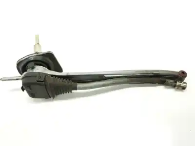 Second-hand car spare part gear lever for clase m clase c berlina 2.1 cdi oem iam references a2042672024