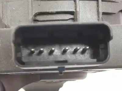 Second-hand car spare part accelerator pedal for citroen c3 (s desde 09/2009) 1.2 12v oem iam references 9671433680  1601cv Second-hand car spare part accelerator pedal for citroen c3 (s desde 09/2009) 1.2 12v oem iam references 9671433680  1601cv
