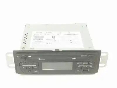 Second-hand car spare part AUDIO SYSTEM / RADIO CD for RENAULT TRAFIC FURGÓN  OEM IAM references 281155379R  280211974R