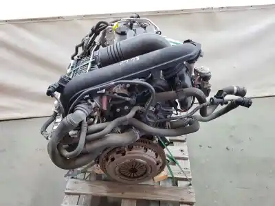 Pièce détachée automobile d'occasion MOTEUR COMPLET pour VOLKSWAGEN TOURAN  Références OEM IAM CYVB  04E100035