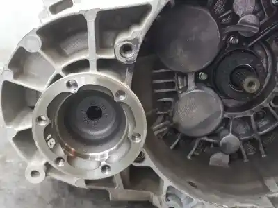 Pezzo di ricambio per auto di seconda mano riduttore per volkswagen troc 2.0 tdi riferimenti oem iam ulv  02q300058c