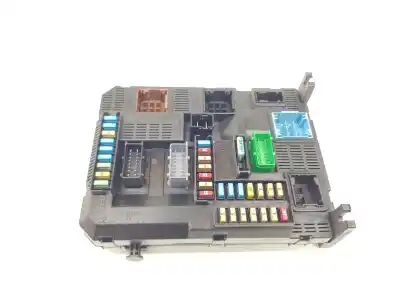 Автозапчасти б/у блок реле/предохранителей за peugeot 2008 1.6 blue-hdi fap ссылки oem iam 9819850080