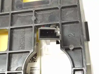Автозапчасти б/у внутренний свет за bmw 2 active tourer (f45) 216 d ссылки oem iam 9348998  61319348998