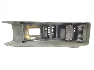 Pezzo di ricambio per auto di seconda mano bracciolo centrale per clase c clase m 3.2 v6 18v riferimenti oem iam a1636830154  a1636830275