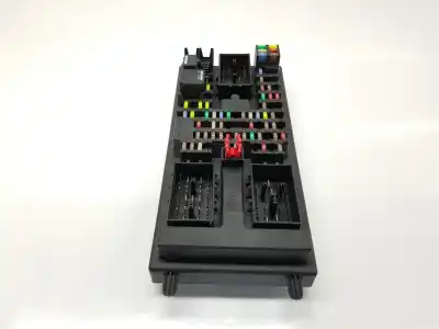 Автозапчасти б/у блок реле/предохранителей за land rover evoque 2.2 sd4 cat ссылки oem iam 3521at510a  lr028902