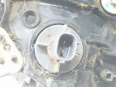 Автозапчасти б/у правая фара за mitsubishi l 200 2.5 di-d ссылки oem iam 8301a878  8301a878