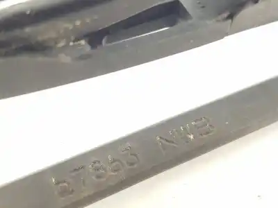 Автозапчастина б/у передній правий річок склоочисника для mitsubishi l 200 2.5 di-d посилання на oem iam 8250a373  8250a373