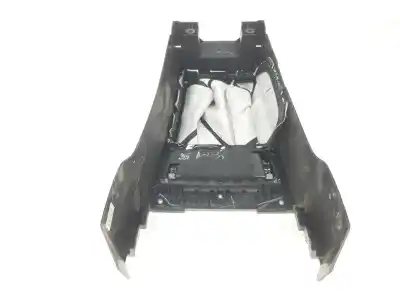 Автозапчастина б/у молдинг для mitsubishi l 200 2.5 di-d посилання на oem iam 8011a645xb  8011a645xb