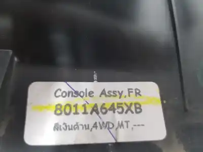 Автозапчастина б/у молдинг для mitsubishi l 200 2.5 di-d посилання на oem iam 8011a645xb  8011a645xb