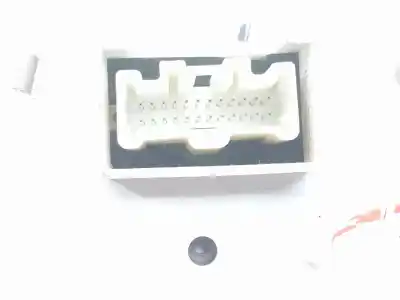 Автозапчасти б/у приборная доска за mitsubishi l 200 2.5 di-d ссылки oem iam 8100b685  8100b685