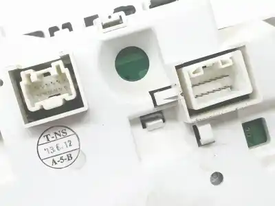 Автозапчасти б/у приборная доска за mitsubishi l 200 2.5 di-d ссылки oem iam 8100b685  8100b685