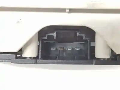 Автозапчасти б/у внутренний свет за audi q7 (4l) 3.0 v6 24v tdi ссылки oem iam 4l0947111b  4l0947111b